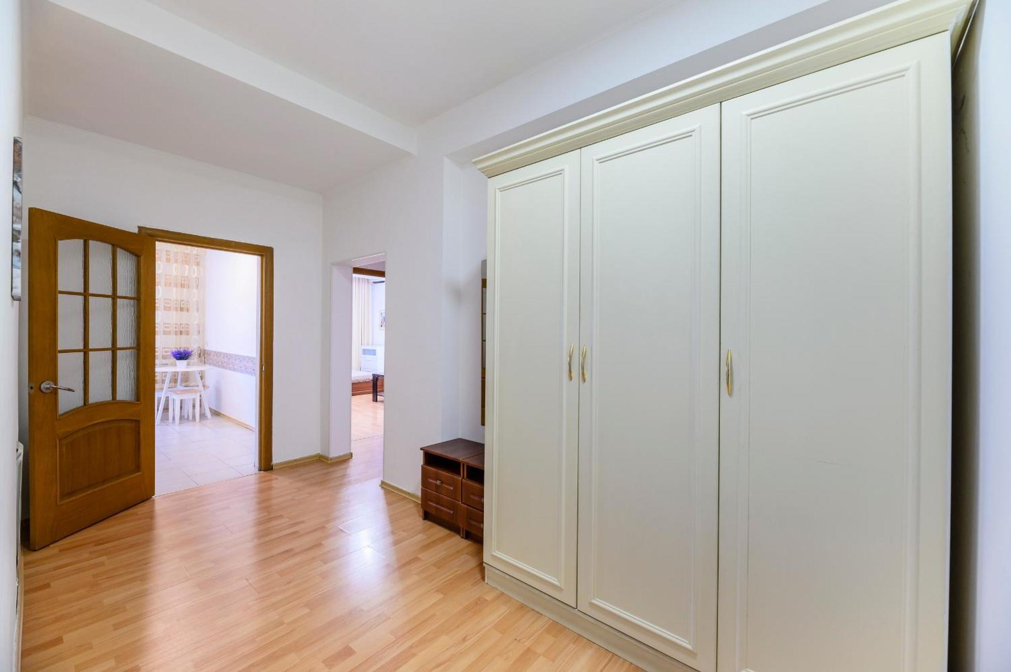 428 Lighthouse Apartments - Traveler'S Choice อัลมาตี ภายนอก รูปภาพ