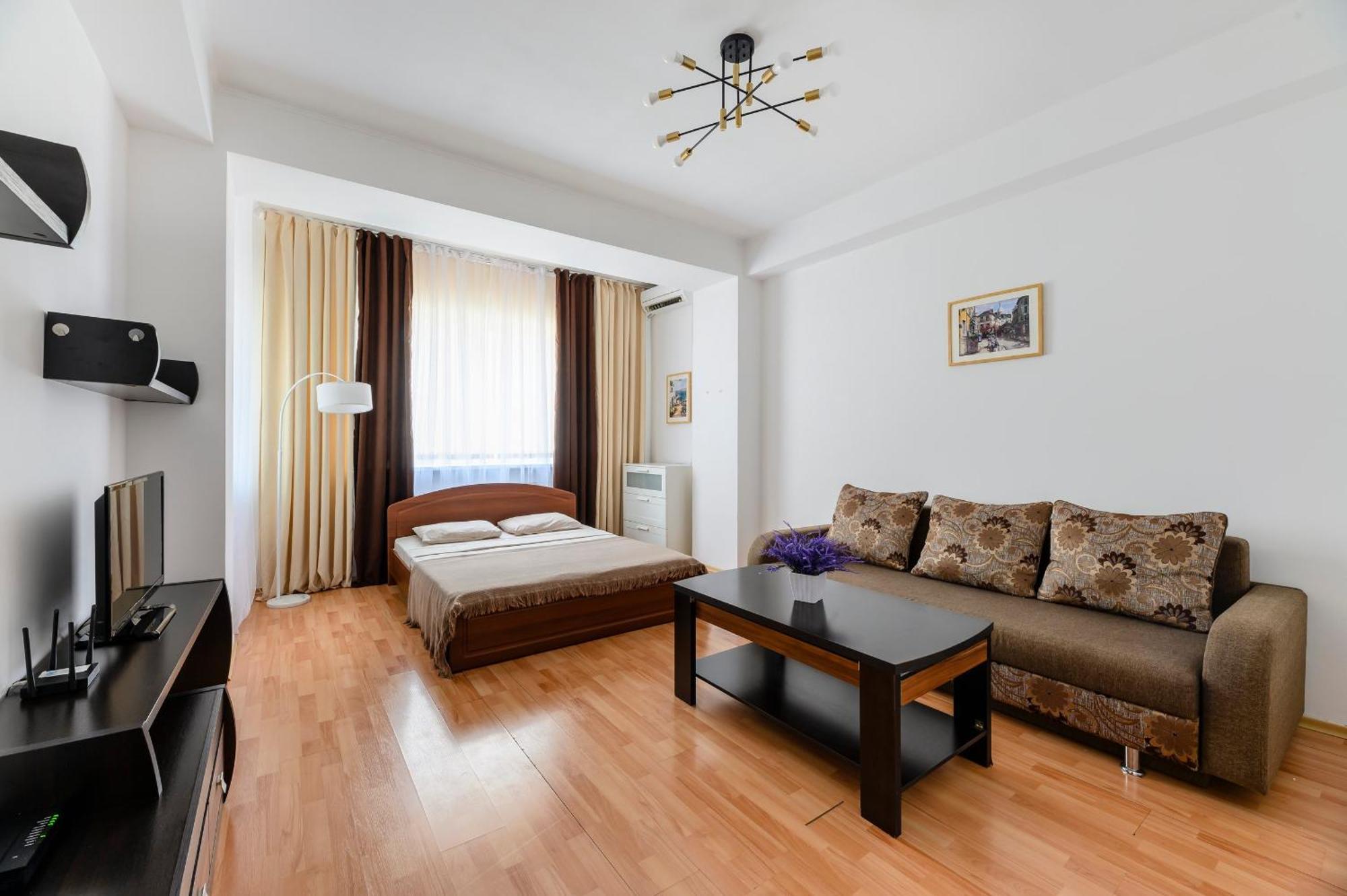 428 Lighthouse Apartments - Traveler'S Choice อัลมาตี ภายนอก รูปภาพ